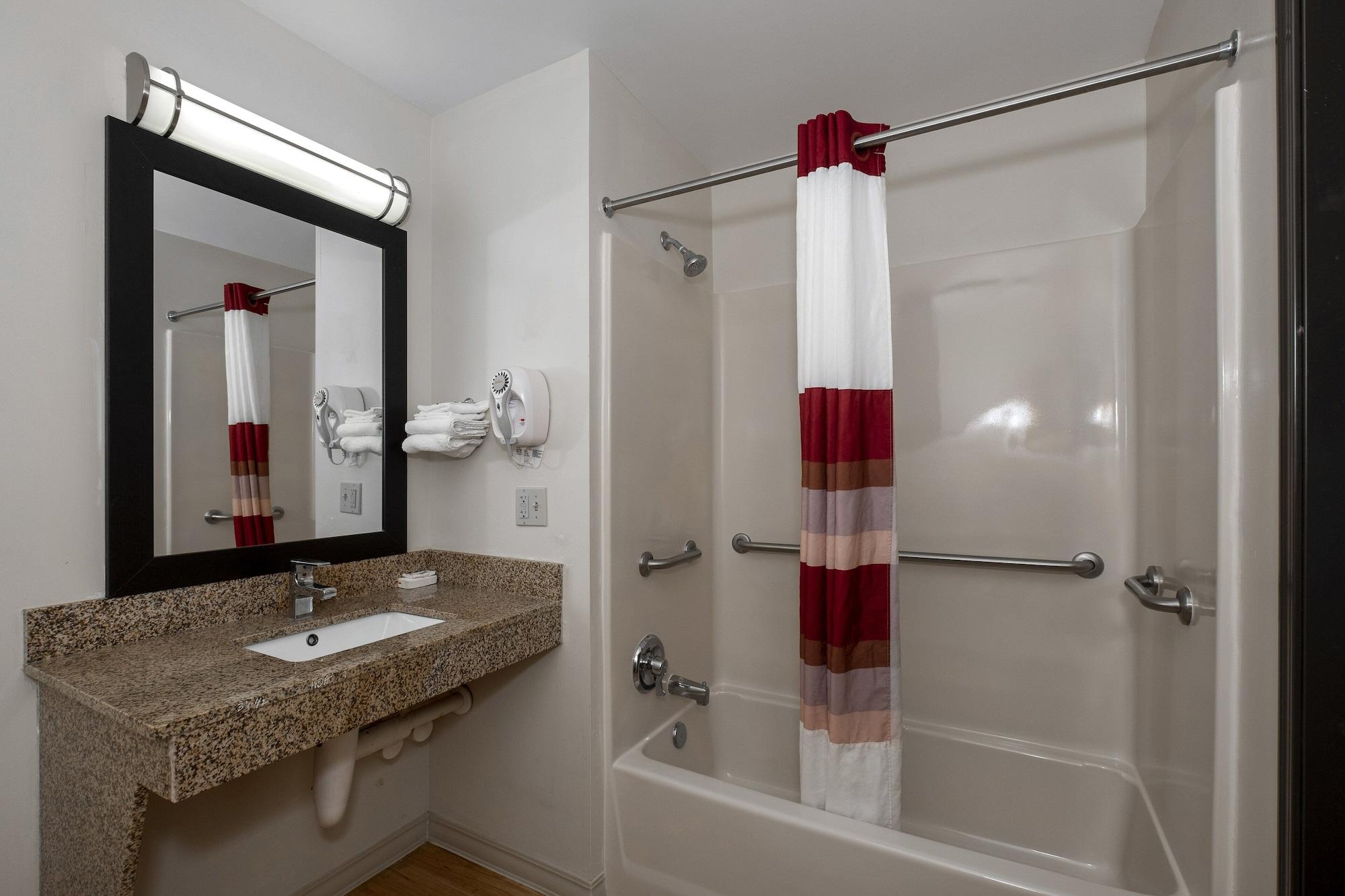 Red Roof Inn & Suites Dover Downtown Ngoại thất bức ảnh